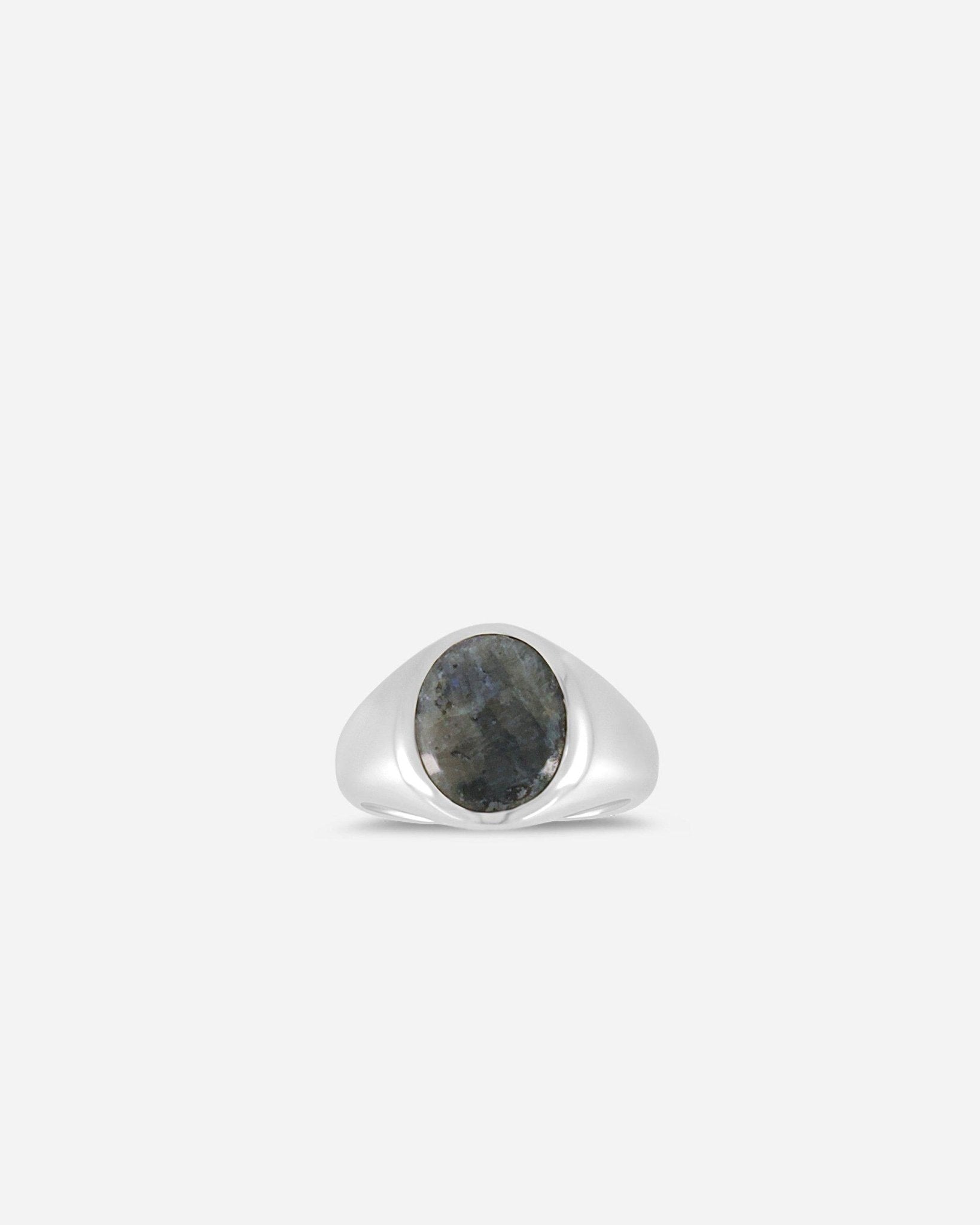 Lizzie Ring Larvikite - Tom Wood - Elevastor
